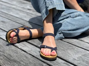 Plakton Isobel available in 2 colours