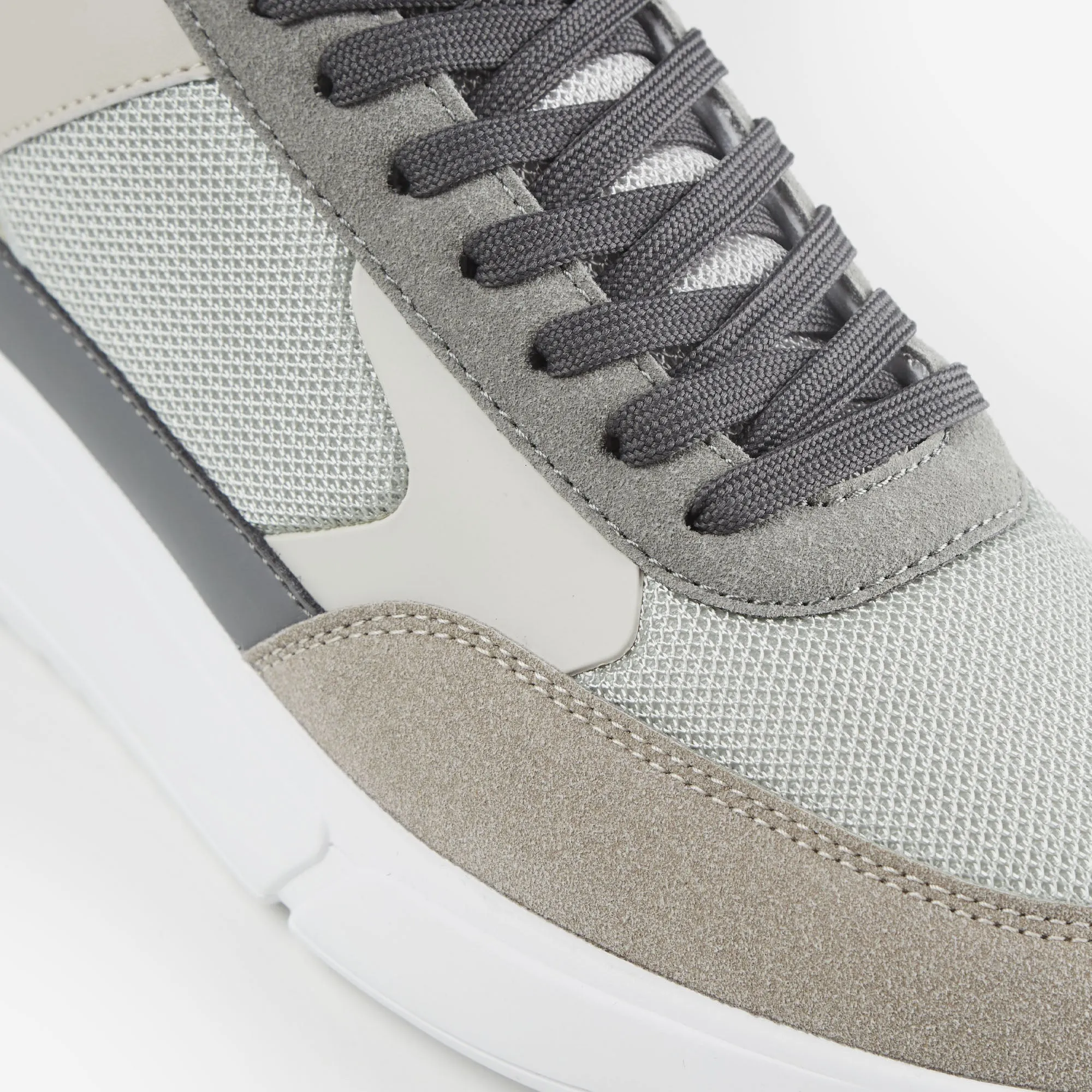 Premium Mesh Runner | Grey Stone
