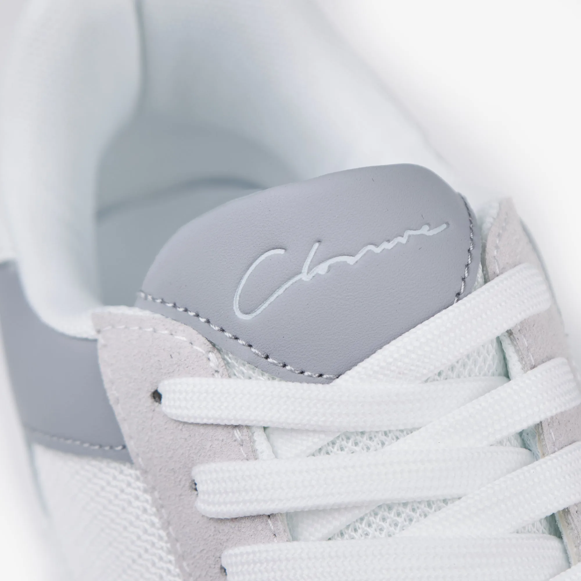 Premium Mesh Runner | White Grey